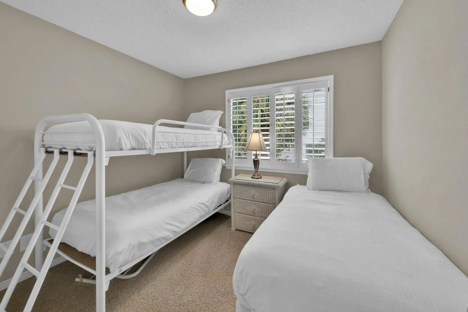 Southbay By The Gulf 99 An Updated Townhome 50 Yards From Beach 3 Bedroom Sleeps 6 Destin 0*,  United States